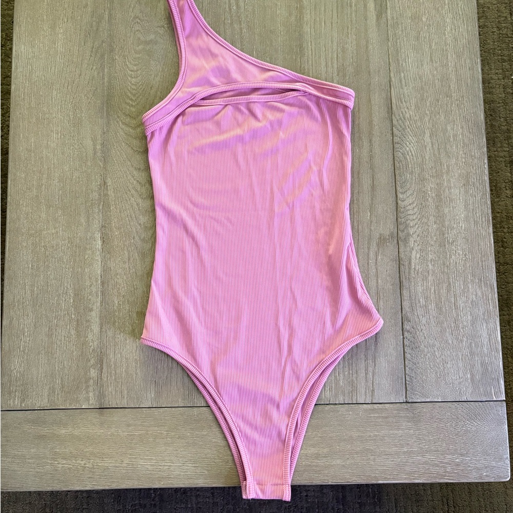 NWOT Pink One-Shoulder Bodysuit Sz XS
